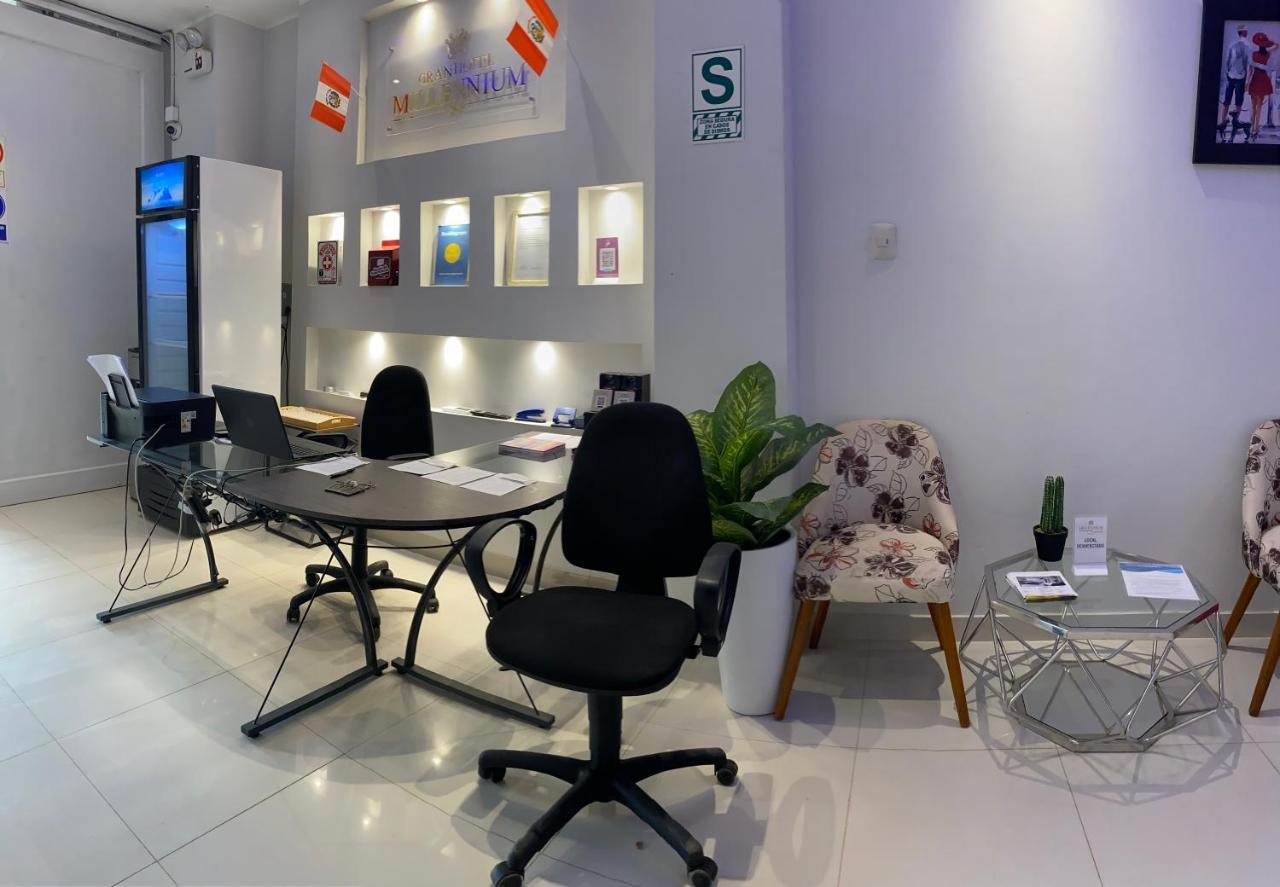 Millennium Hotel Corporative San Vicente de Cañete Buitenkant foto